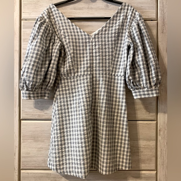 Urban Outfitters Dress; Off the Shoulder - Picture 2 of 2